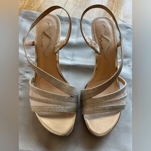 NINA Silver slingback heels size 9.5M